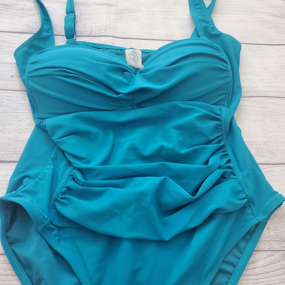 H2OH Women's one piece swimsuit. Size medium. Teal. - Picture 2 of 7